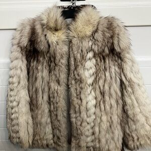 Luxurious Fox Fur Coat - Cream